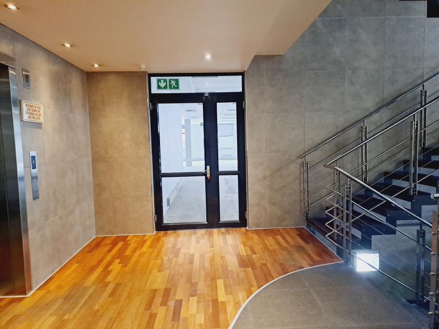 To Let commercial Property for Rent in Plattekloof Western Cape
